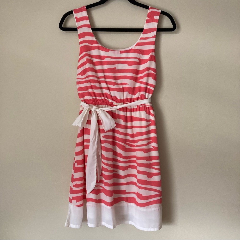 Pinky Sleeveless Zebra Print Dress Women’s Size Small Coral Cream